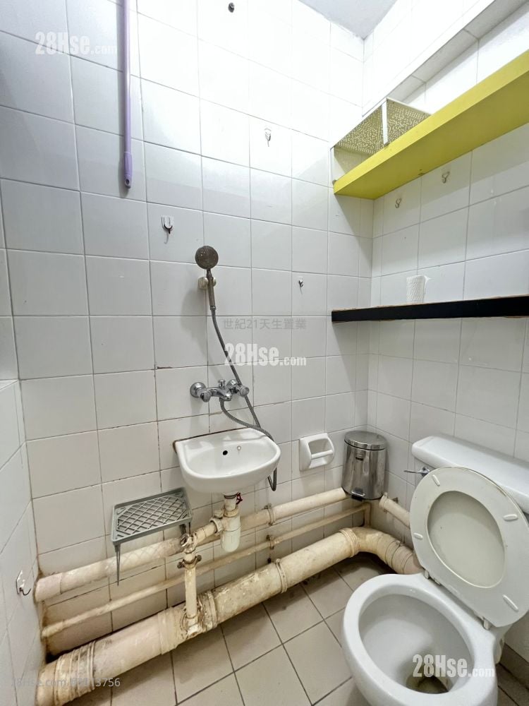 Aegean Coast Rental 4 Bedrooms , 2 Bathrooms 811 ft²