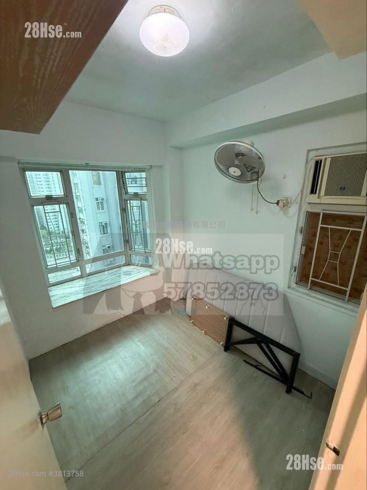 顺安大厦 售盘 2 房 , 1 浴室 320 平方尺