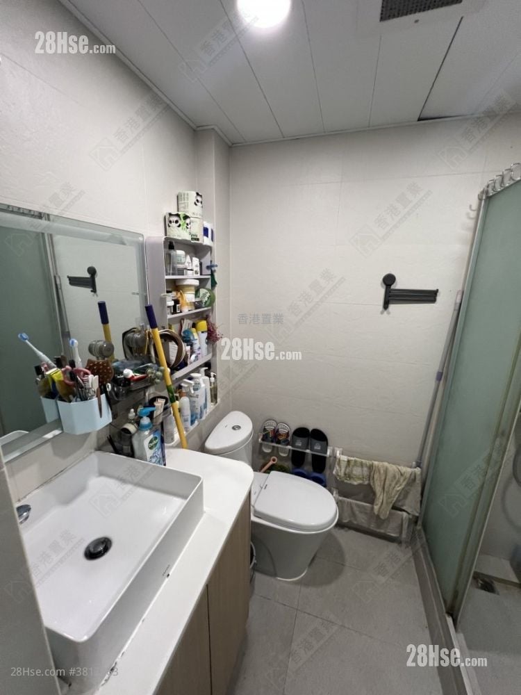 Aquamarine Sell 2 Bedrooms , 1 Bathroom 510 ft²