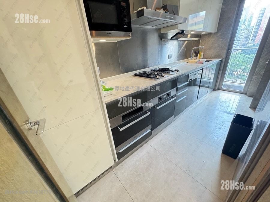 The Austin 售盘 3 房 , 2 浴室 890 平方尺