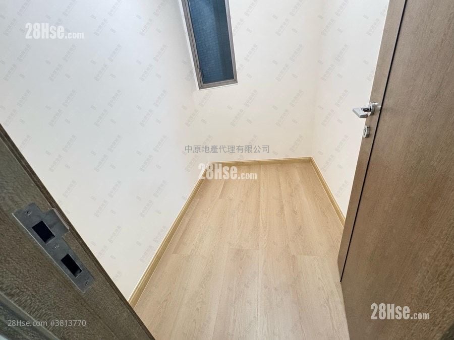 The Austin 售盘 3 房 , 2 浴室 890 平方尺