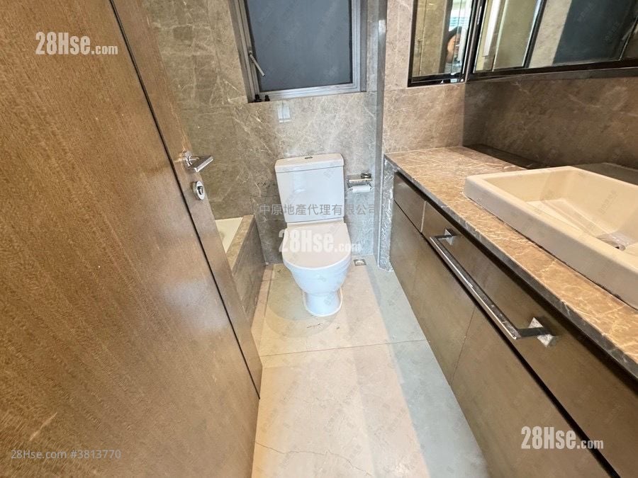 The Austin 售盘 3 房 , 2 浴室 890 平方尺