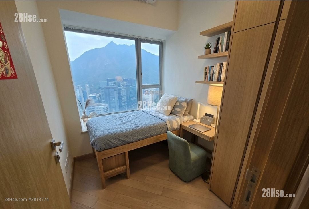 Century Gateway Sell 2 Bedrooms 475 ft²