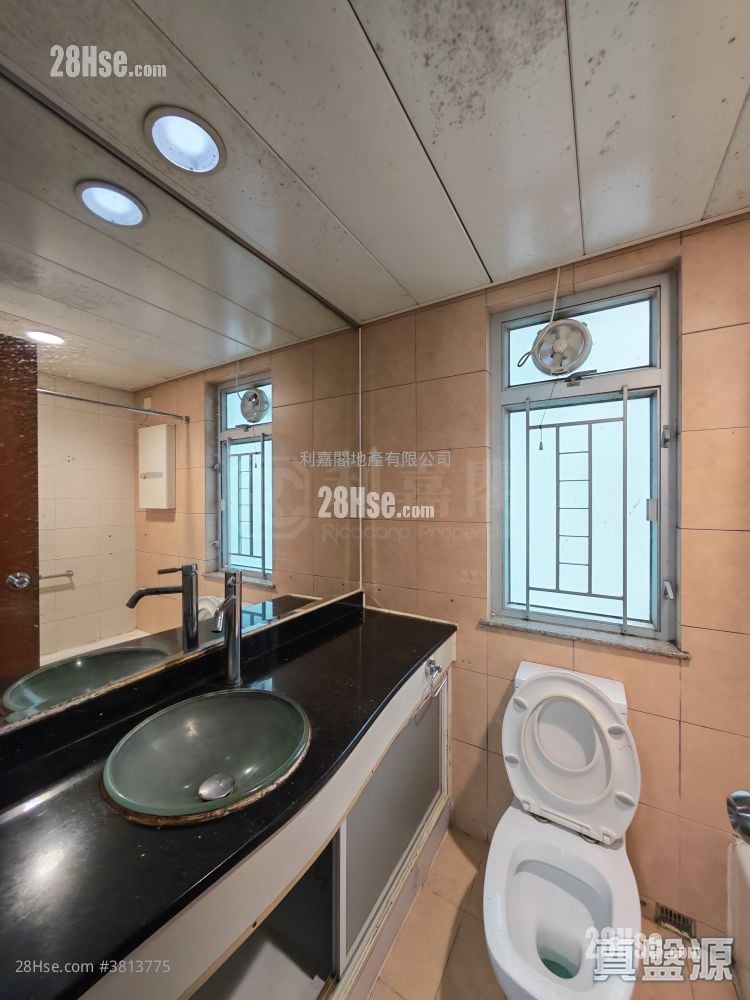 蝶翠峰 售盘 2 房 , 1 浴室 520 平方尺