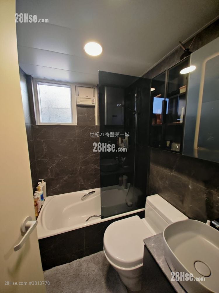 沙田第一城 售盘 3 房 , 2 浴室 853 平方尺