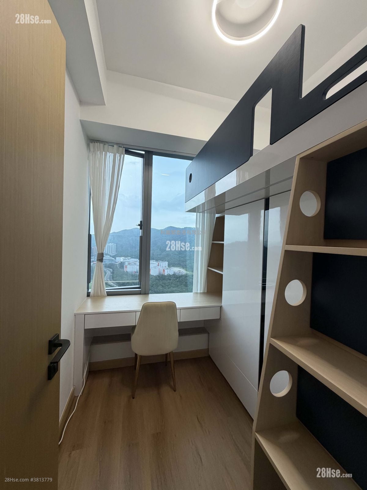 MALIBU 租盘 2 房 , 1 浴室 554 平方尺