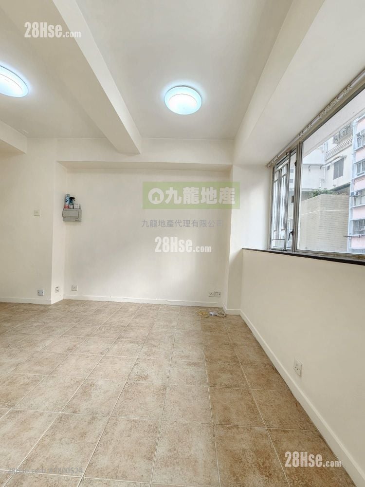 Man Woo Building Rental Studio , 1 Bathroom 187 ft²