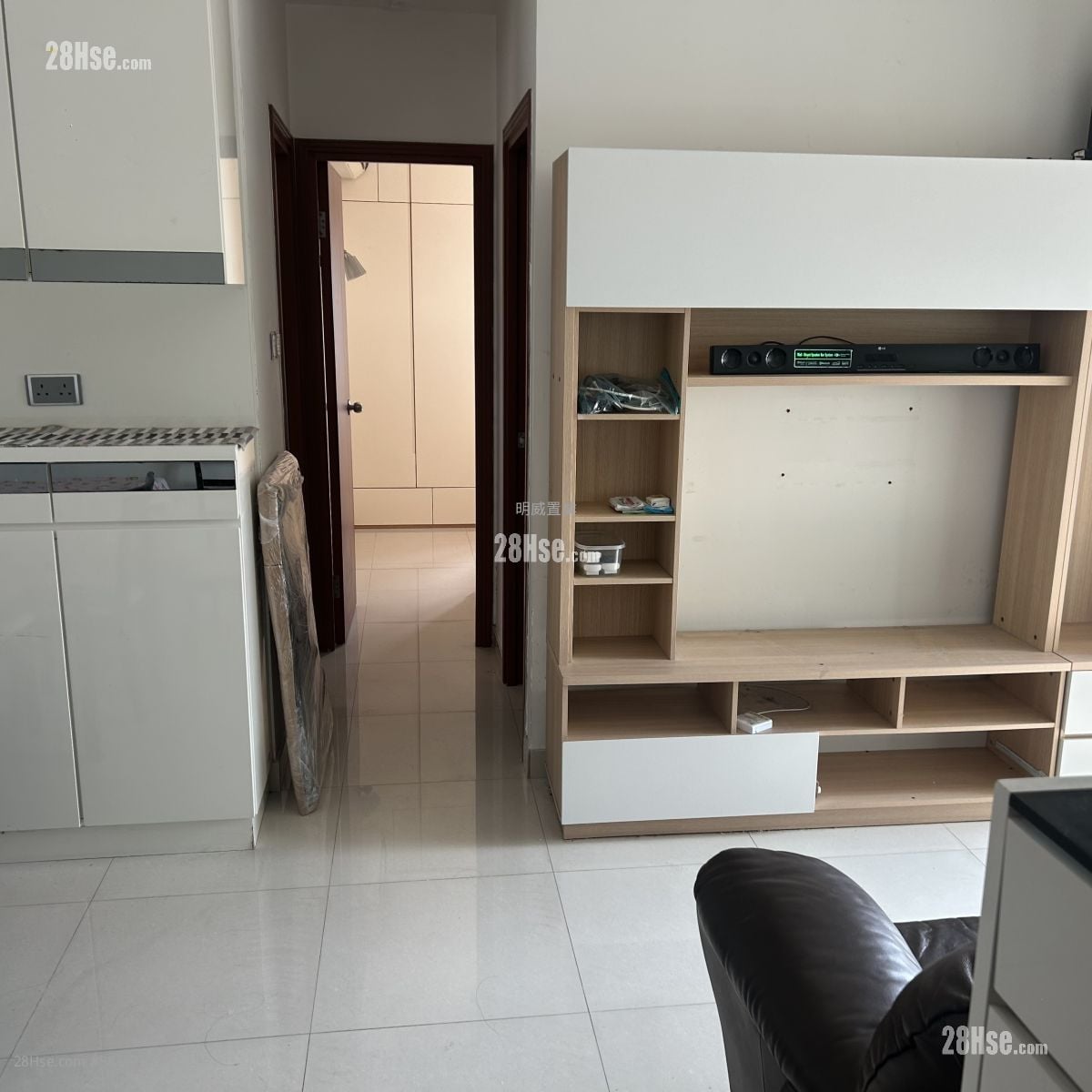 Paradise Square Rental 454 ft²