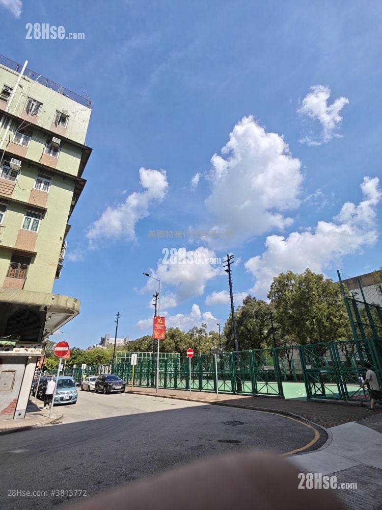 Nexus Grand Sell 1 Bedroom 289 ft²