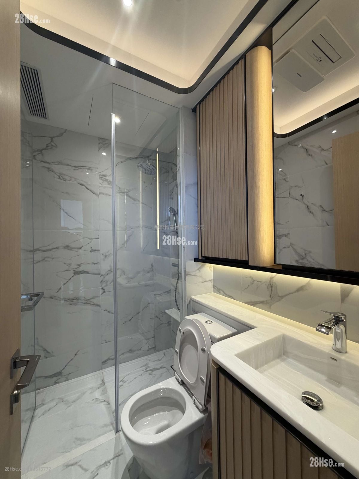 Nexus Grand Sell 1 Bedroom 289 ft²