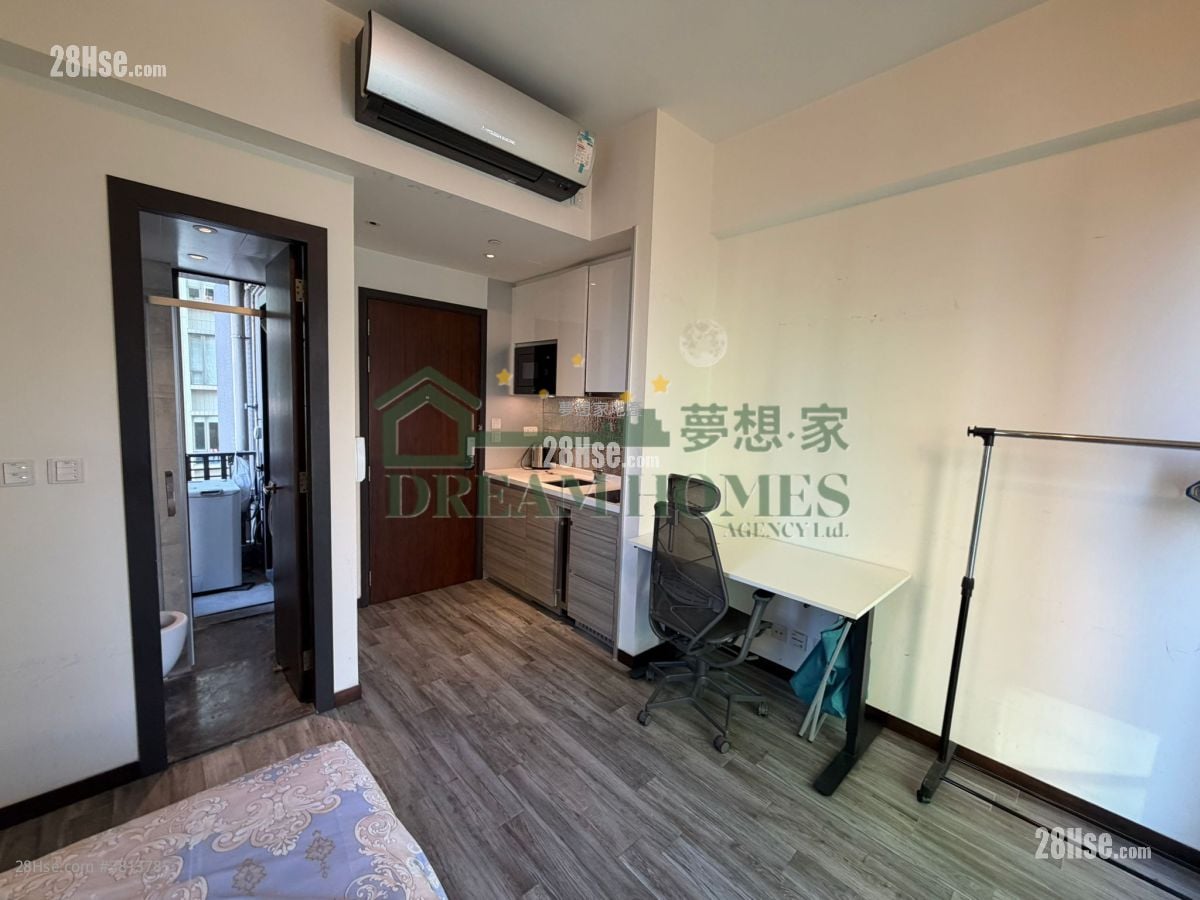 Ava128 Rental Studio , 1 Bathroom 227 ft²