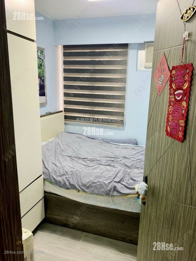 Bauhinia Garden Sell 2 Bedrooms , 1 Bathroom 431 ft²