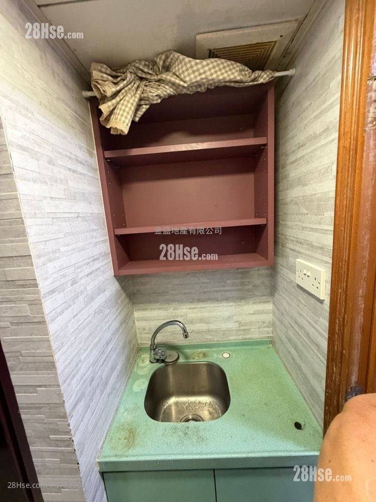 Chinese Mansion Rental 1 Bathroom 130 ft²