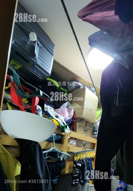 Scenic Court Sell 2 Bedrooms , 1 Bathroom 358 ft²