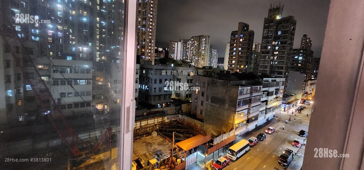 Scenic Court Sell 2 Bedrooms , 1 Bathroom 358 ft²