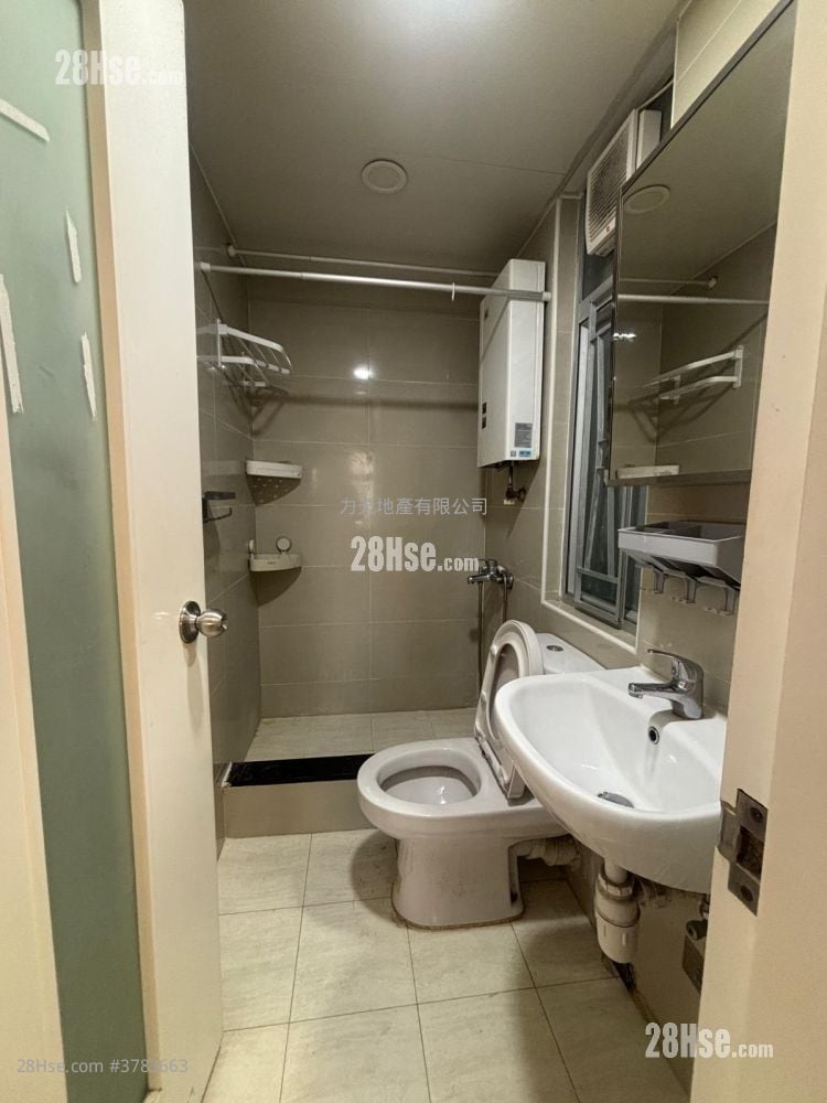 花园城 租盘 2 房 , 1 浴室 312 平方尺