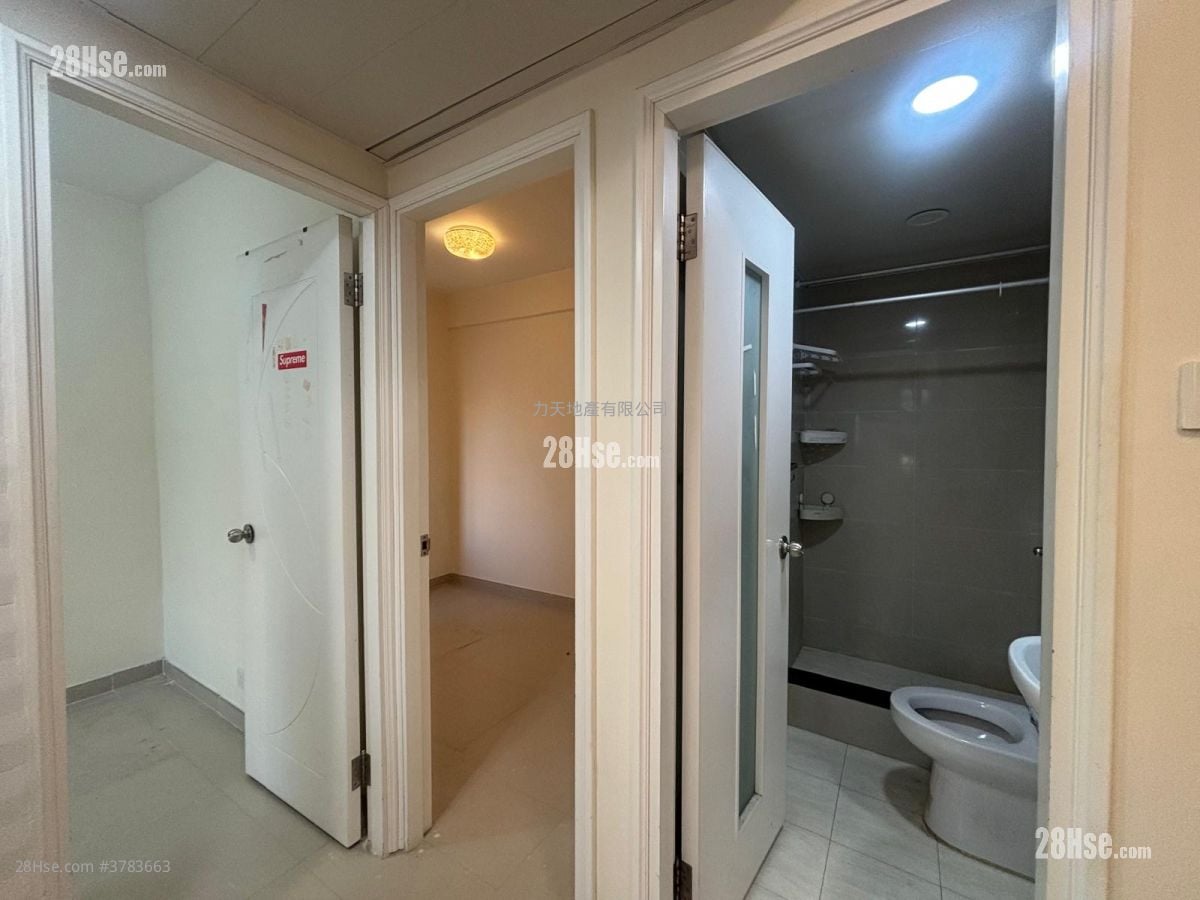 花园城 租盘 2 房 , 1 浴室 312 平方尺