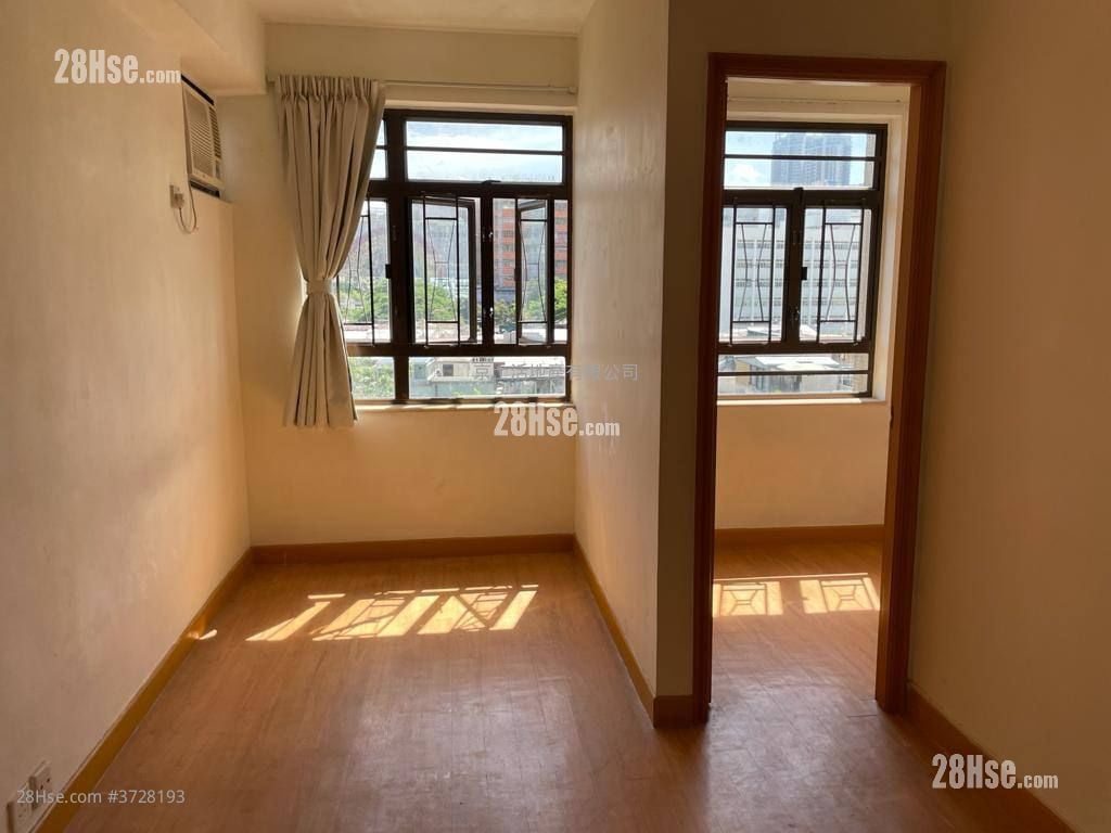 Tai Wai Tenement Building Rental 1 Bedroom , 1 Bathroom 235 ft²
