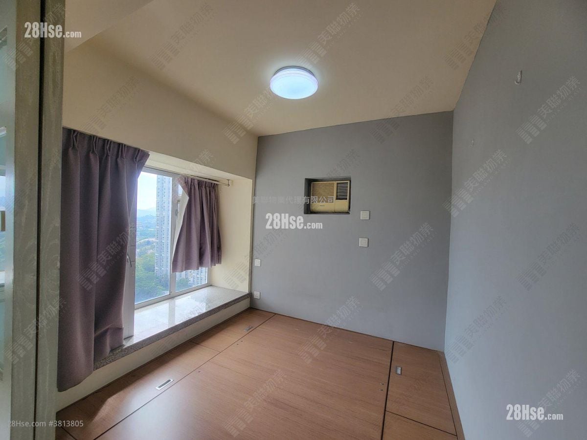 Kingswood Villas Sell 2 Bedrooms 446 ft²