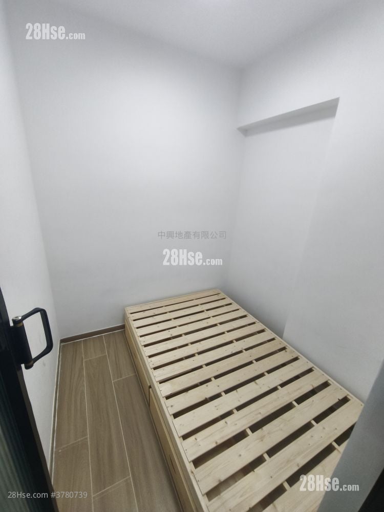 New Lucky House Rental 1 Bedroom , 1 Bathroom 130 ft²