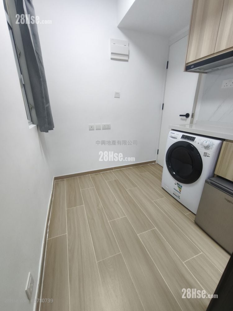 New Lucky House Rental 1 Bedroom , 1 Bathroom 130 ft²