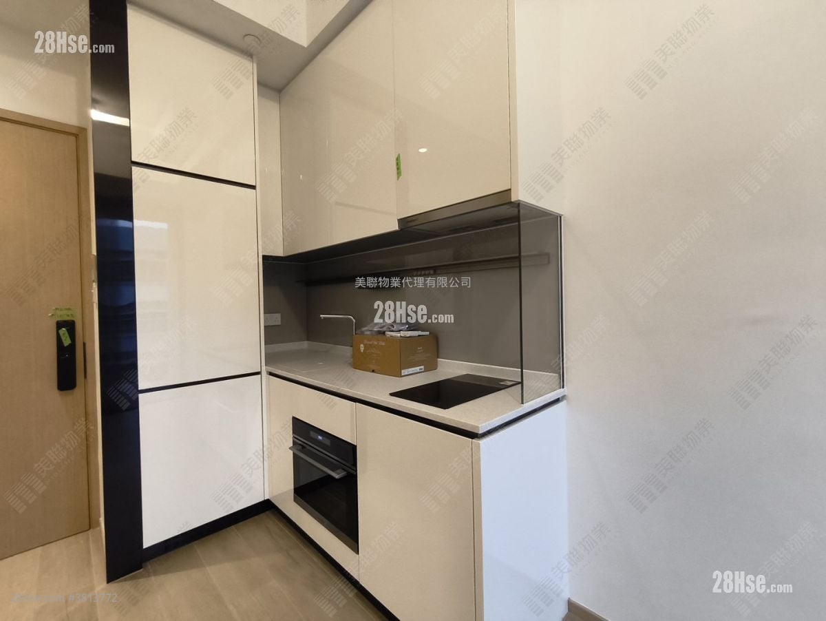 Nexus Grand Sell 1 Bedroom 289 ft²