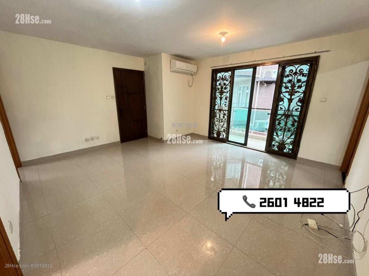 Village Rental 3 Bedrooms , 1 Bathroom 700 ft²