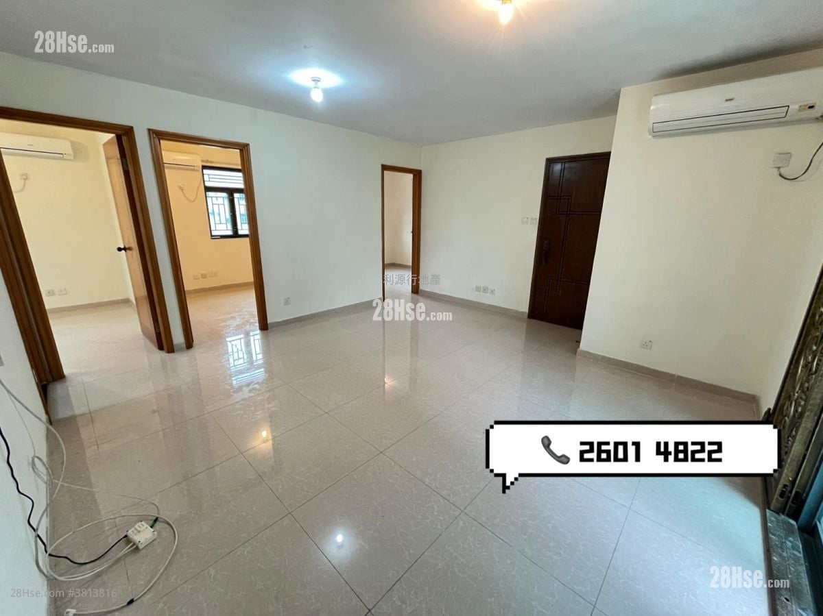 Village Rental 3 Bedrooms , 1 Bathroom 700 ft²