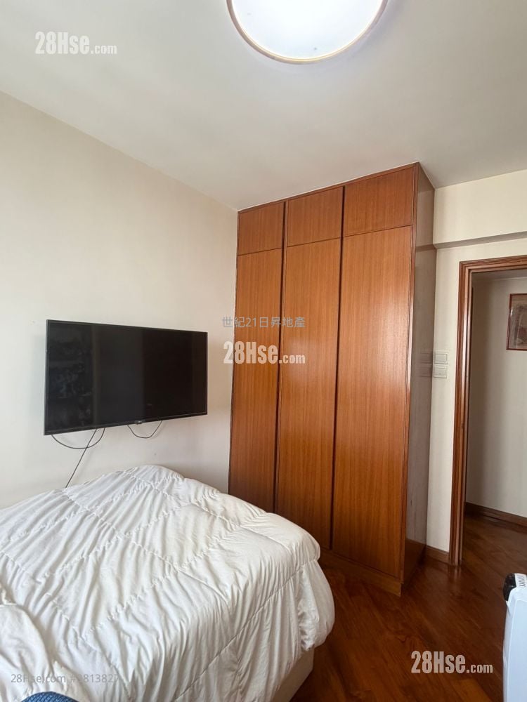 龍華花園 售盤 4 房 , 2 浴室 962 平方呎