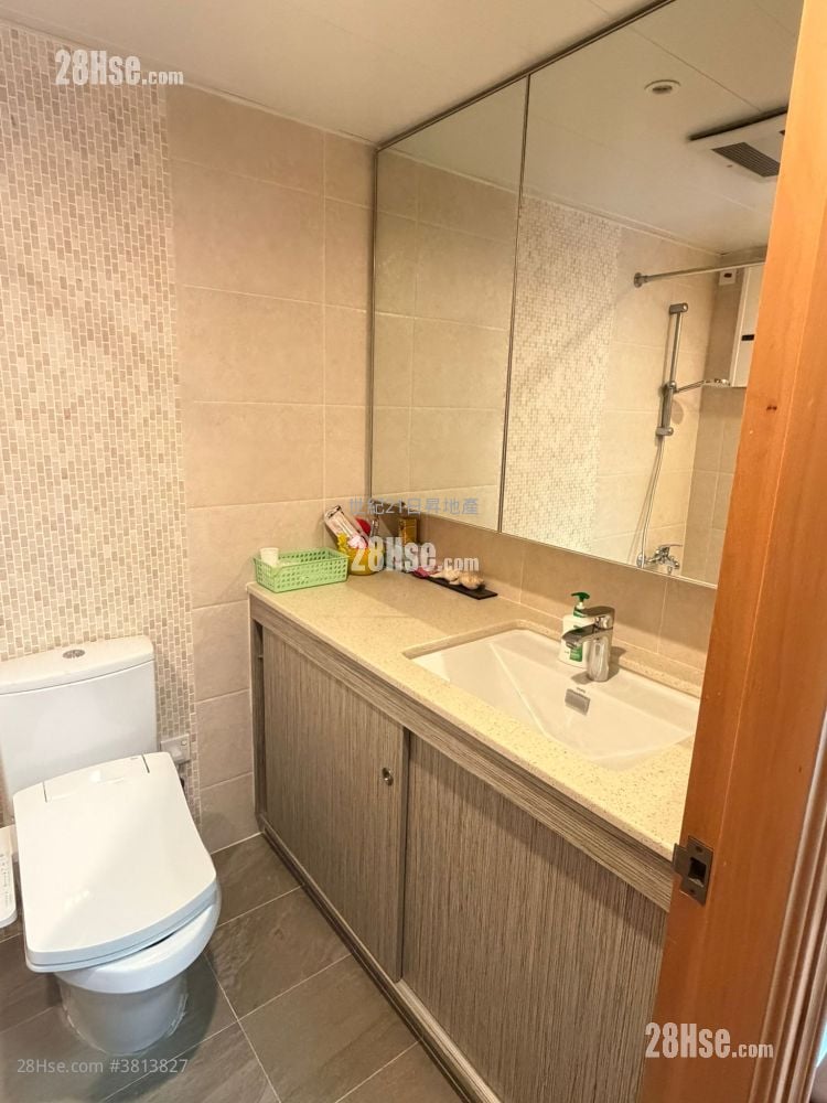 龍華花園 售盤 4 房 , 2 浴室 962 平方呎