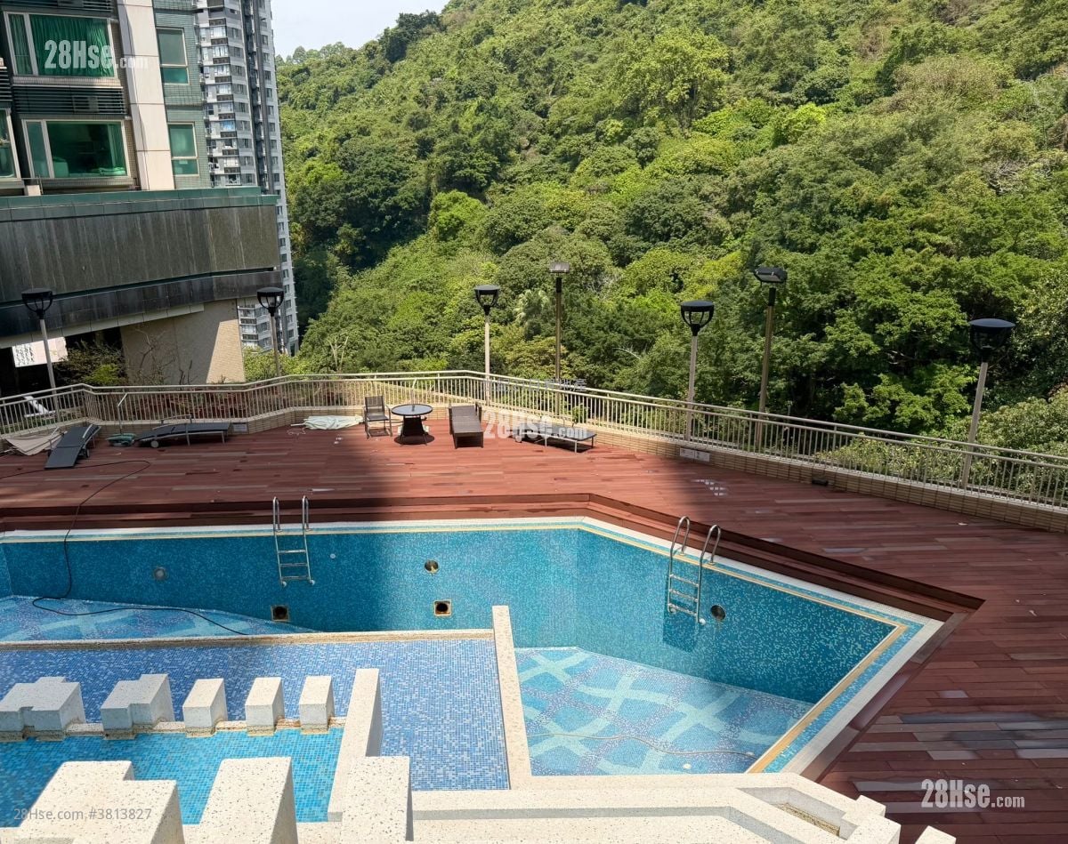 龍華花園 售盤 4 房 , 2 浴室 962 平方呎