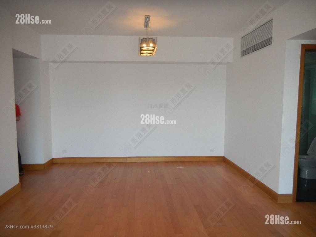 The Harbourside Sell 3 Bedrooms , 2 Bathrooms 1,109 ft²