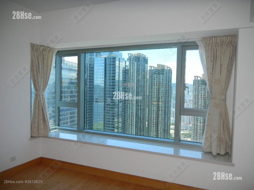 The Harbourside Sell 3 Bedrooms , 2 Bathrooms 1,109 ft²