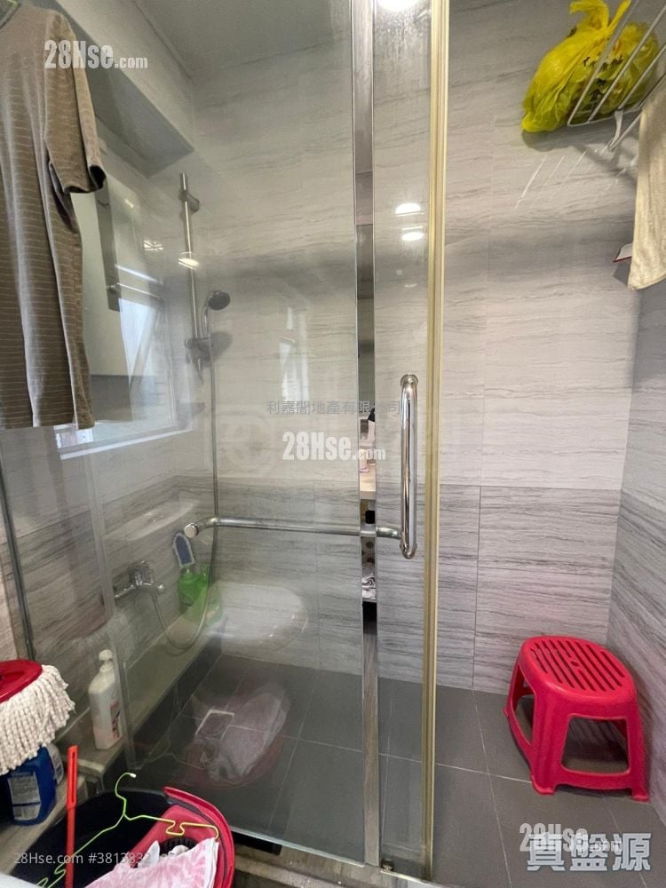 Mountain Shore Sell 2 Bedrooms 501 ft²