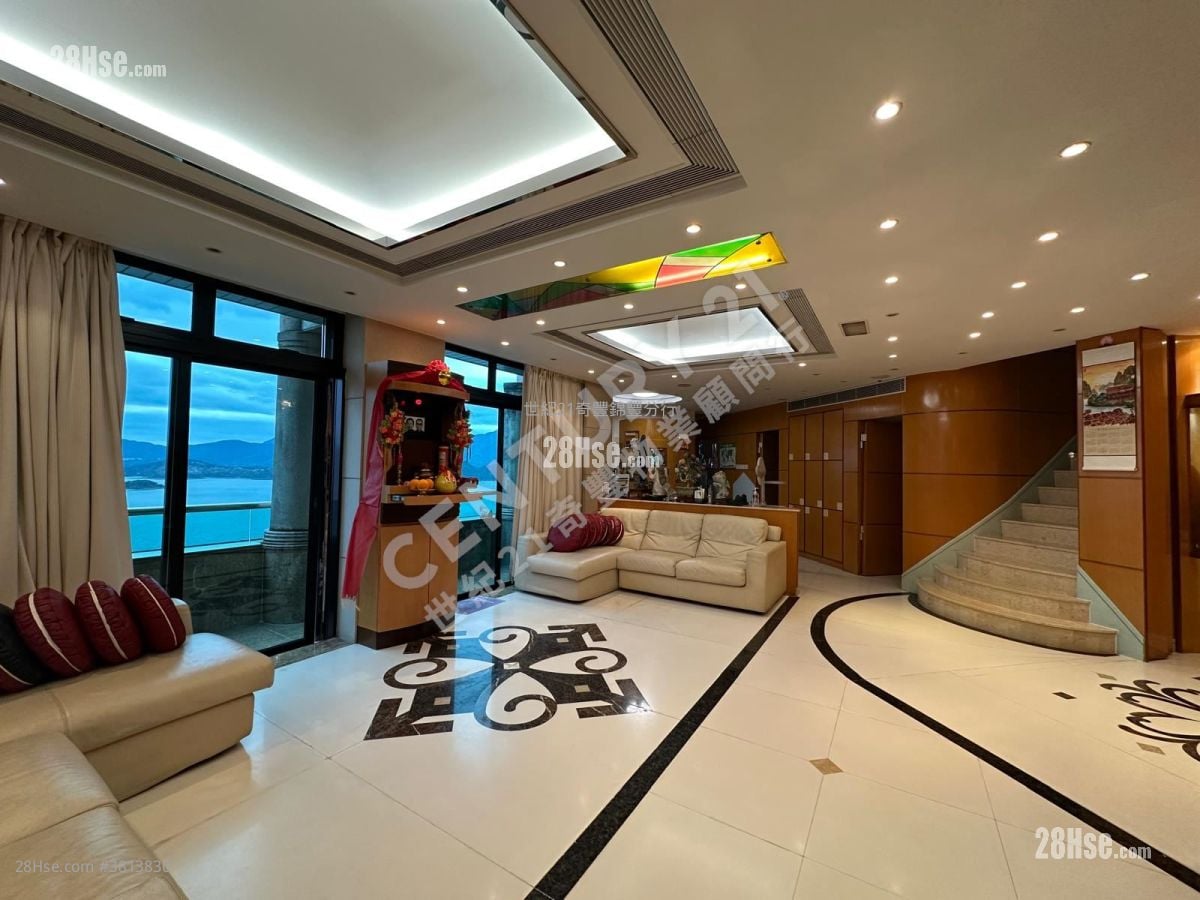 雅典居 售盘 5+ 房 , 3 浴室 1,480 平方尺