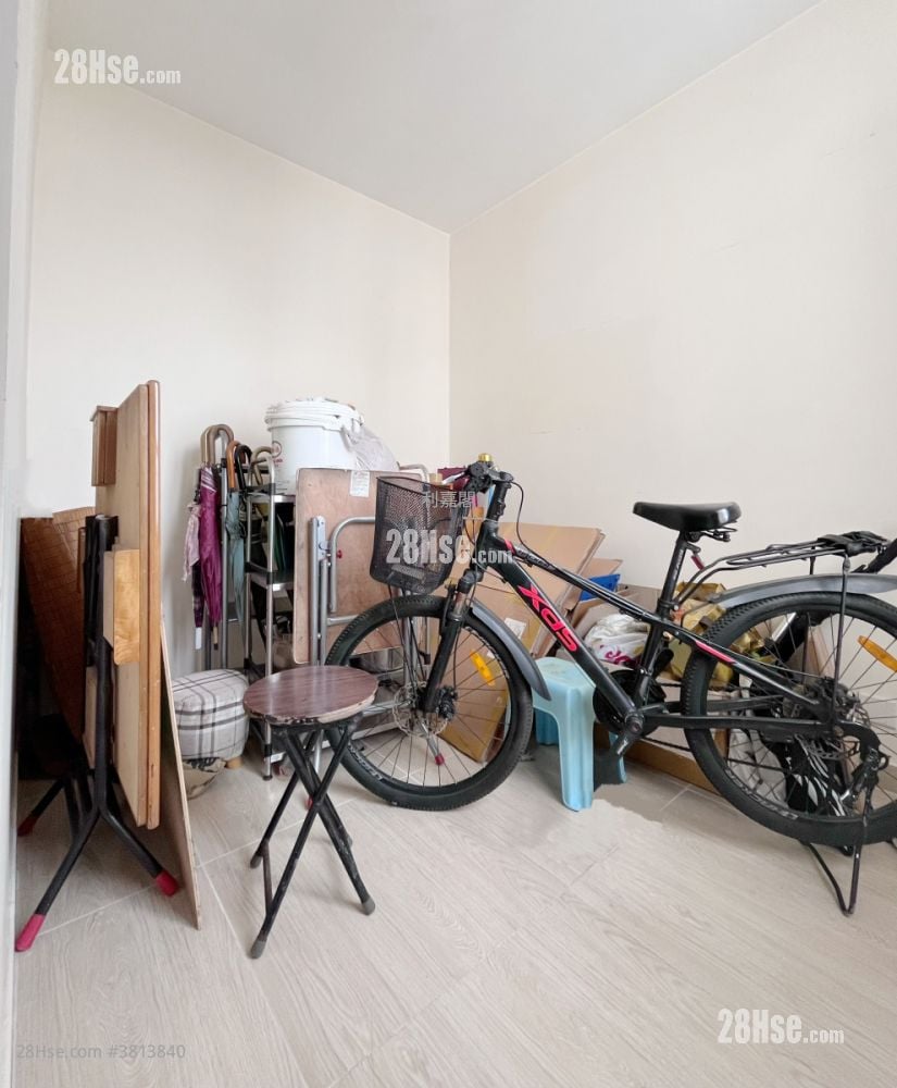 宏富苑 售盤 4 房 , 1 浴室 440 平方呎