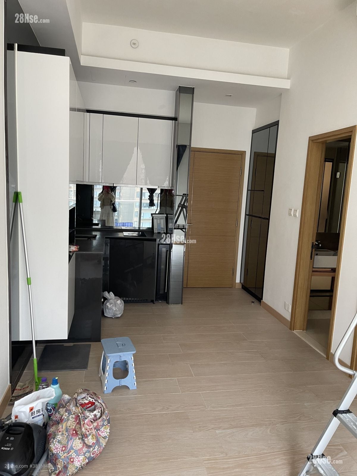 Century Link Rental 1 Bedroom , 1 Bathroom 378 ft²