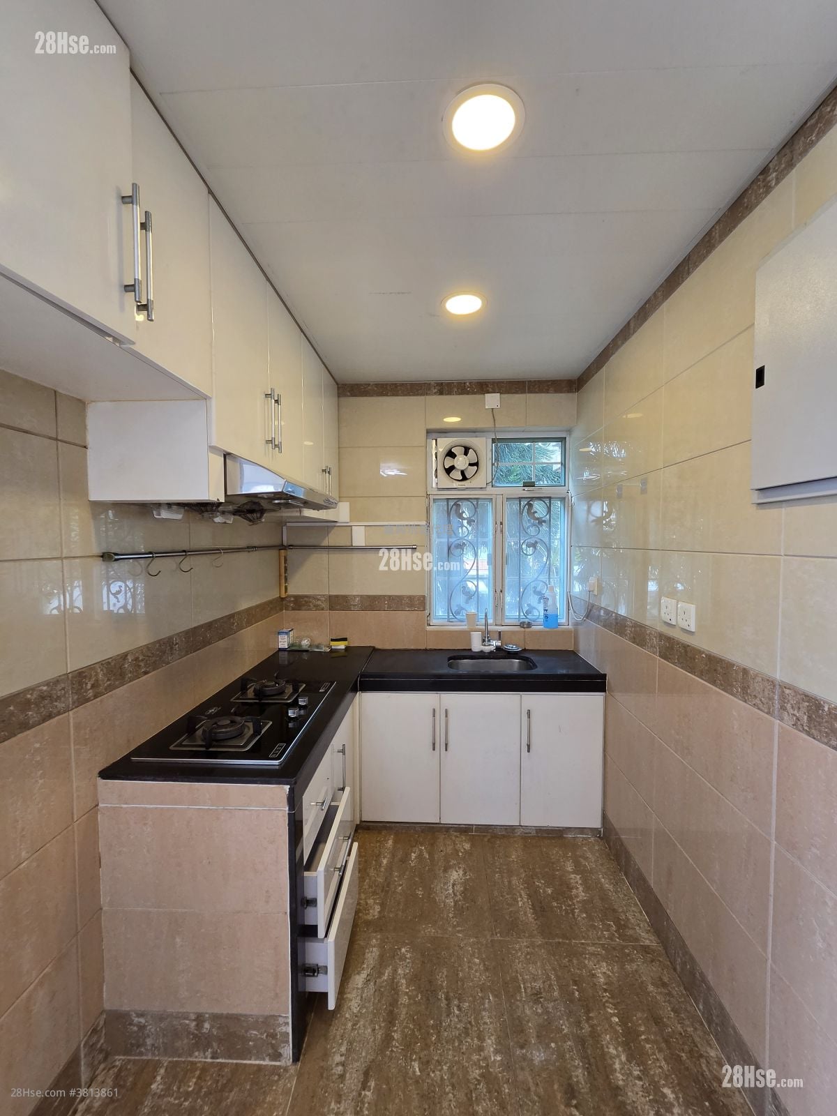 Village Sell 3 Bedrooms , 2 Bathrooms