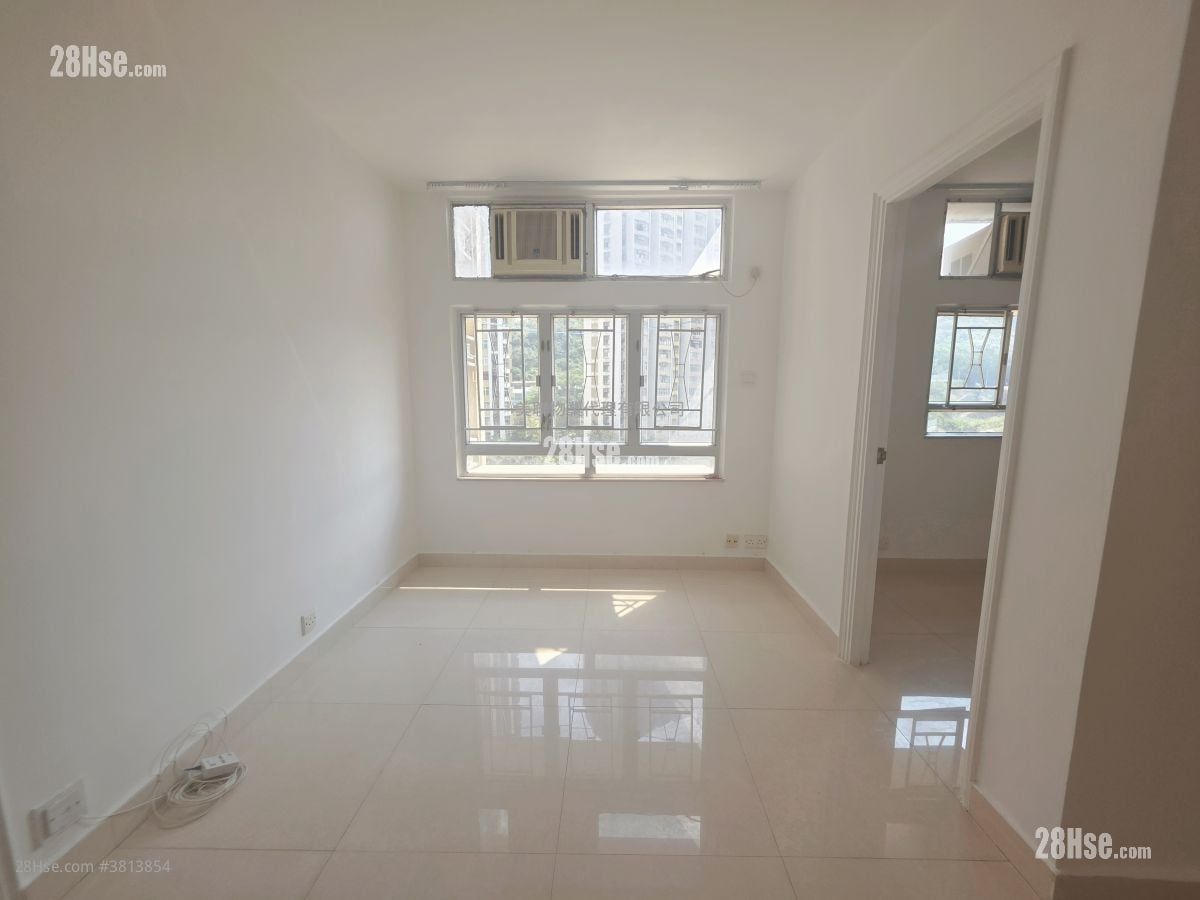 Ching Tai Court Sell 2 Bedrooms , 1 Bathroom 401 ft²