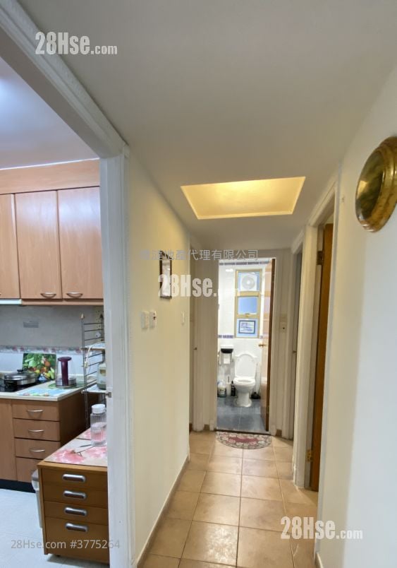 村屋 售盘 3 房 700 平方尺