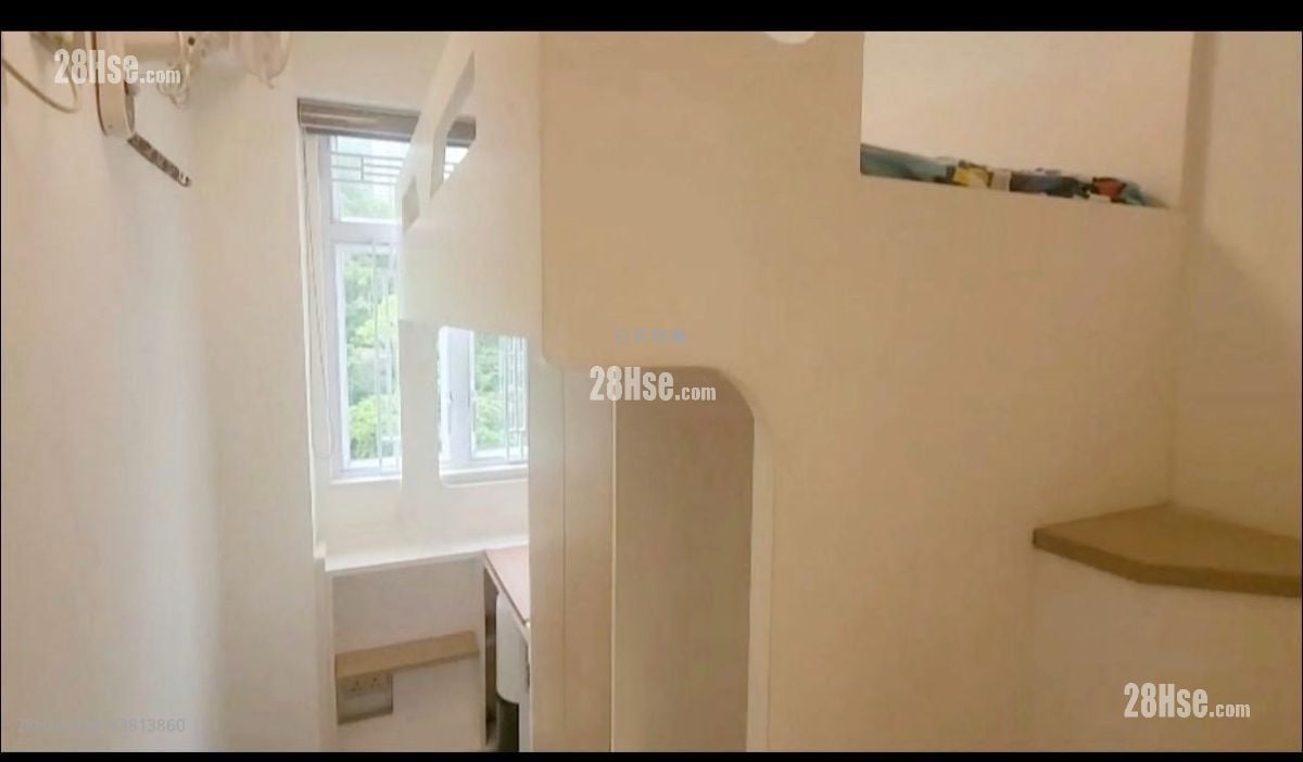 Sun Sing Buiding Sell 3 Bedrooms , 1 Bathroom 445 ft²