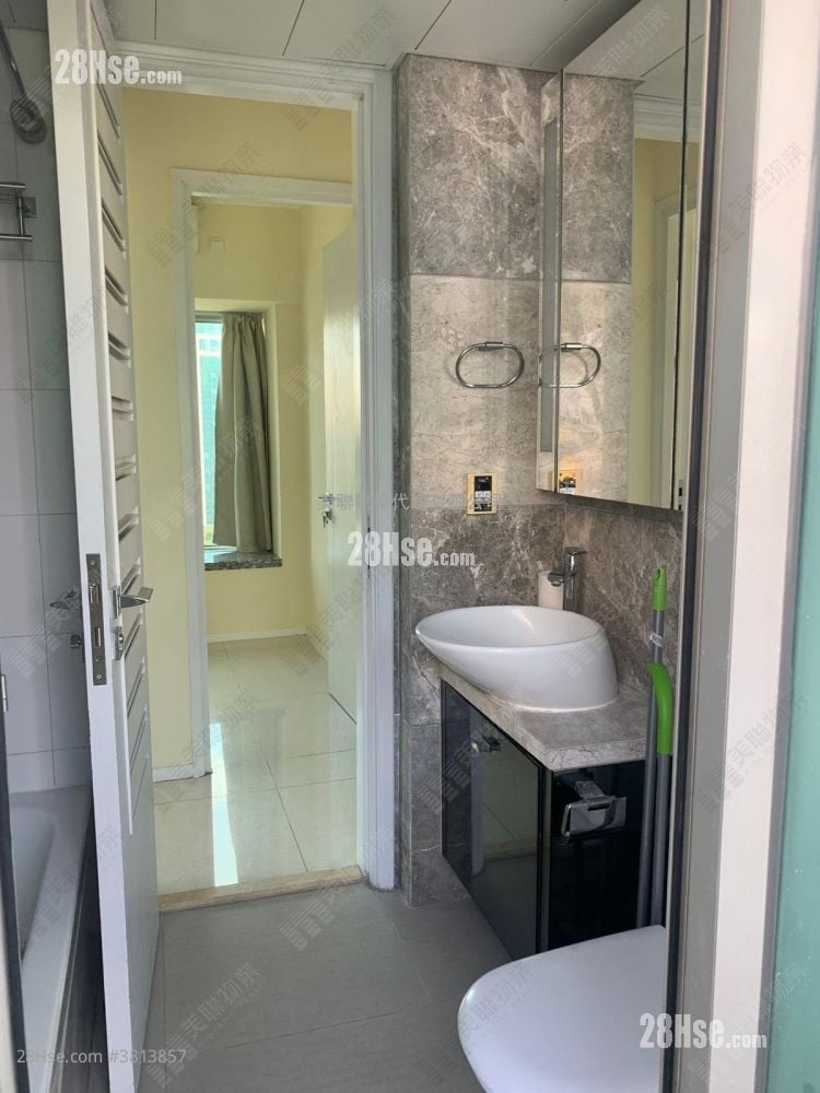 City Point Sell 2 Bedrooms 482 ft²