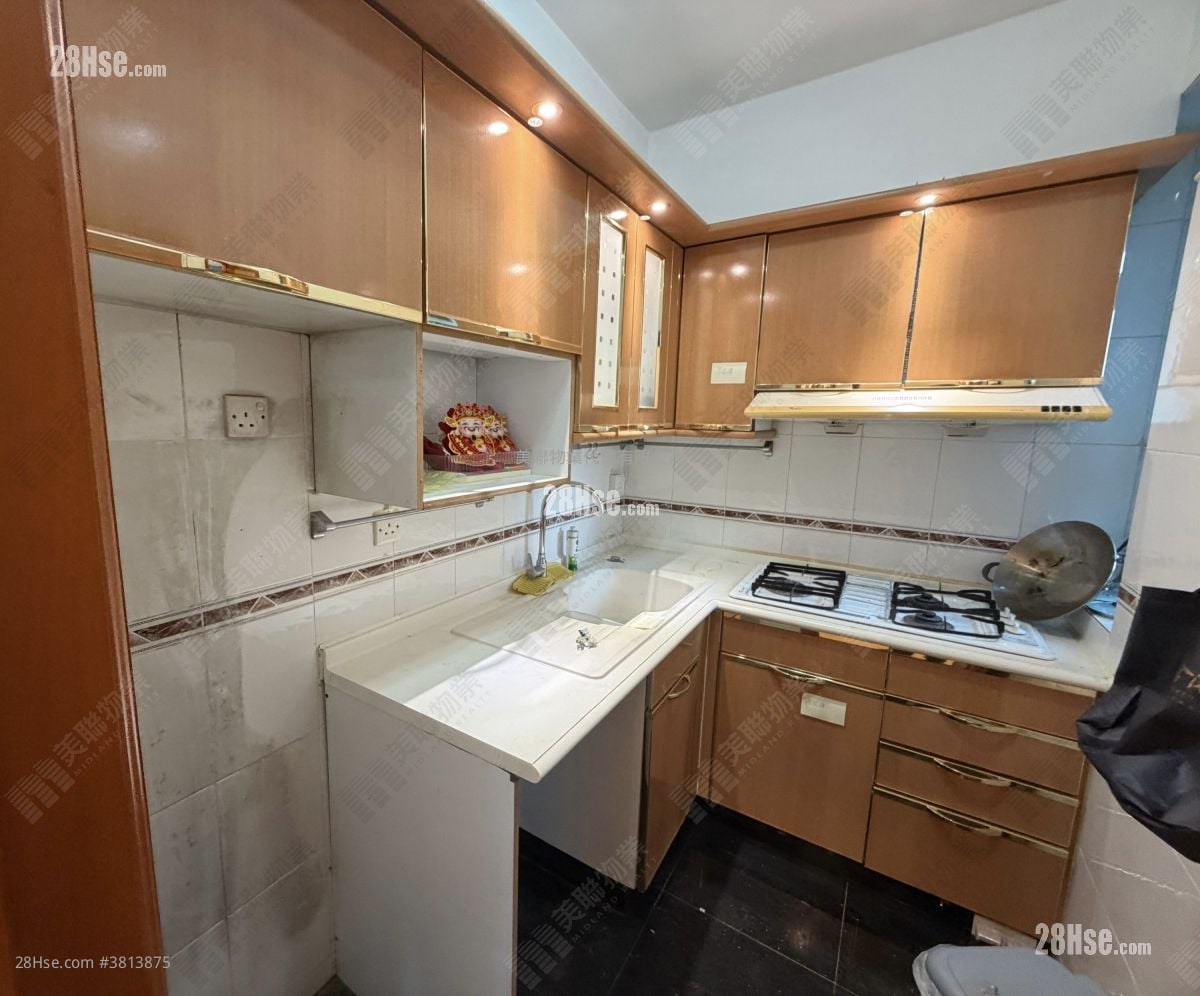 东港城 售盘 2 房 , 1 浴室 463 平方尺