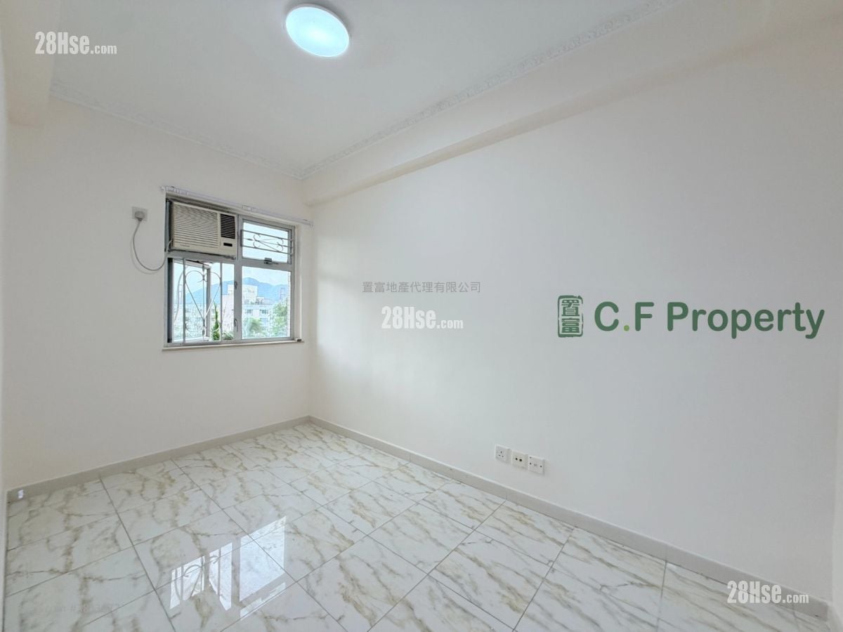 Yuet Lai Court Rental 2 Bedrooms , 1 Bathroom 421 ft²