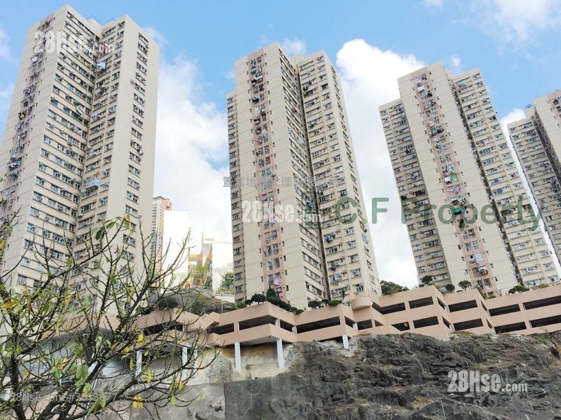 Yuet Lai Court Rental 2 Bedrooms , 1 Bathroom 421 ft²