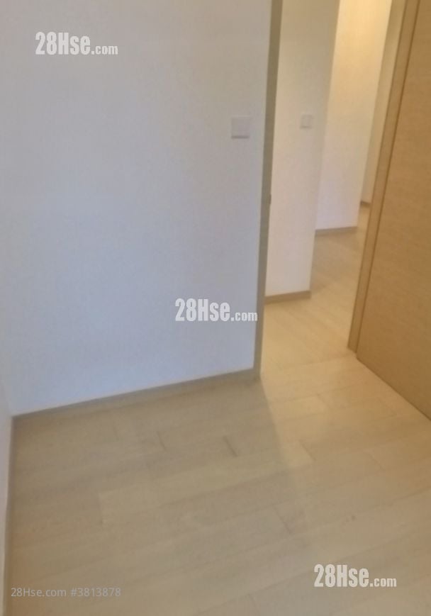 Mantin Heights Rental 2 Bedrooms , 1 Bathroom 585 ft²