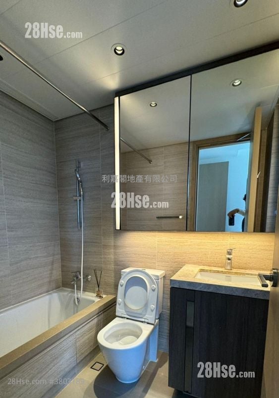 LP6 售盘 3 房 , 2 浴室 728 平方尺