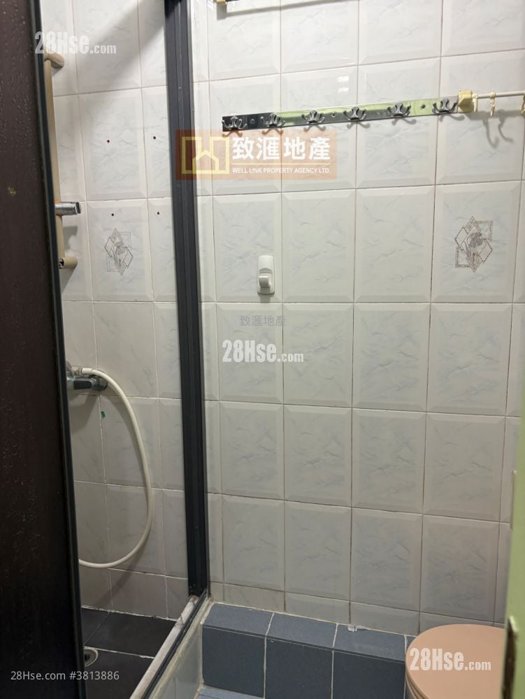 Kwai Chun Court Rental 2 Bedrooms 401 ft²