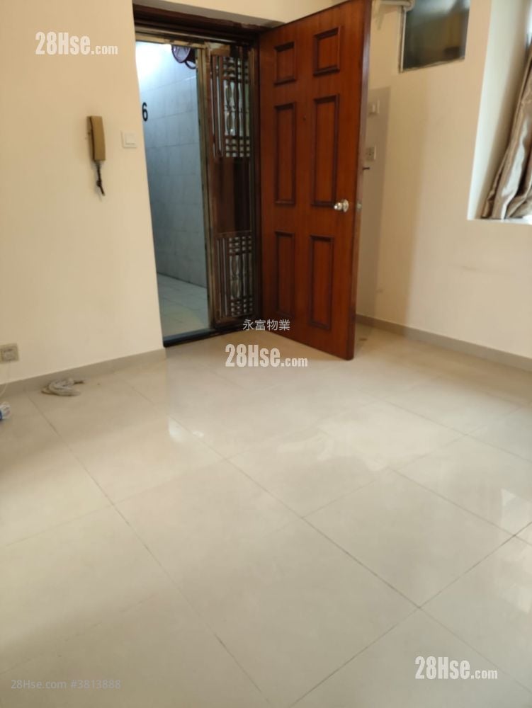 Hand Cheong Court Rental 2 Bedrooms 332 ft²