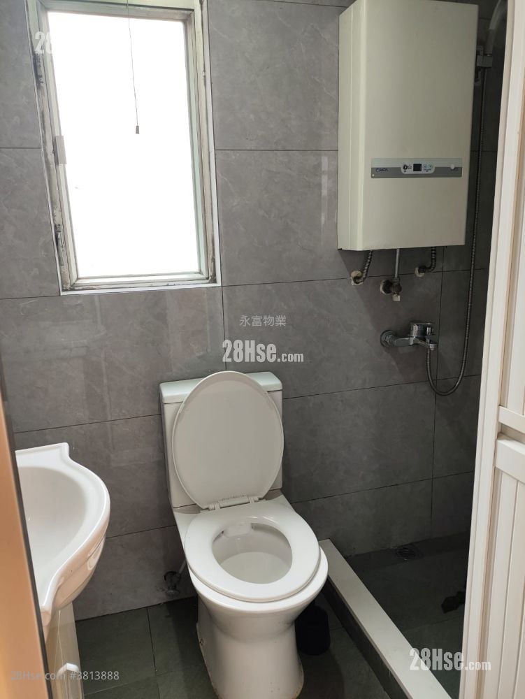 Hand Cheong Court Rental 2 Bedrooms 332 ft²